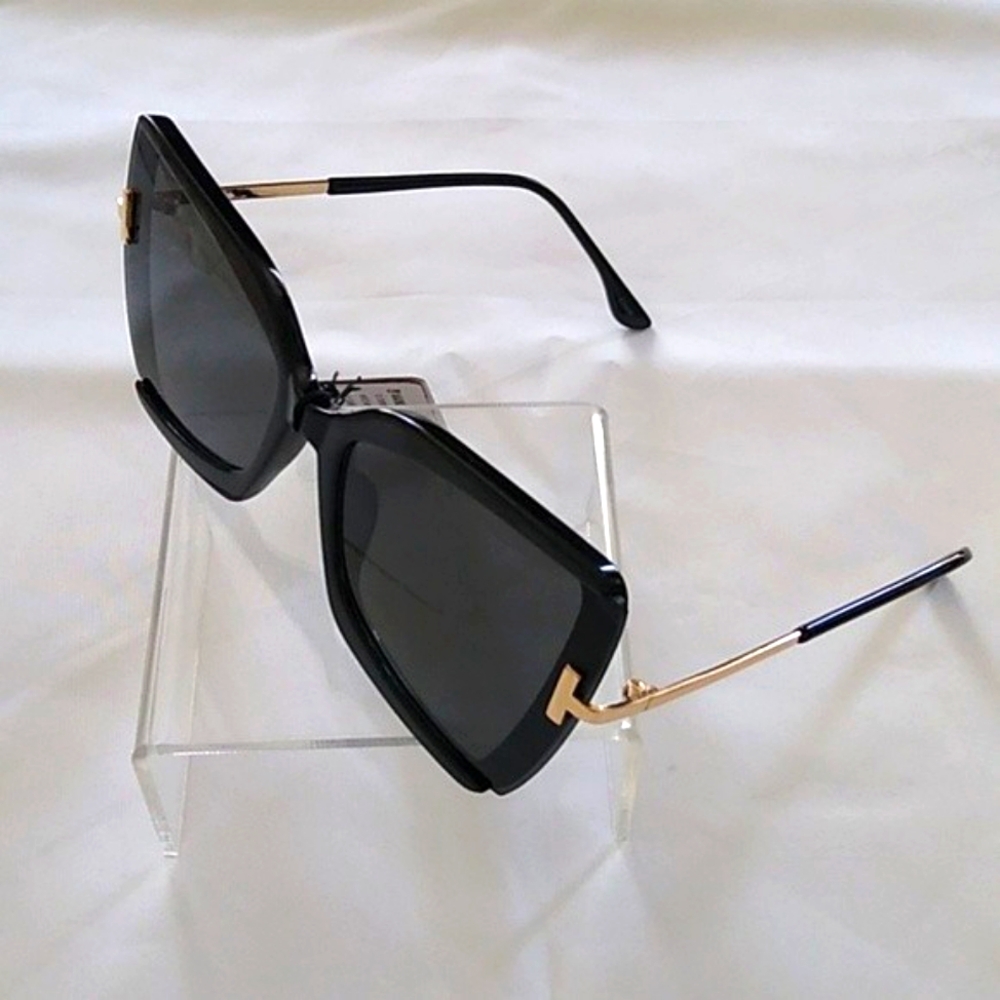 💗Sunglasses! - Picture 3 of 8